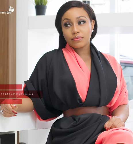 rita-dominic-flat-abs.jpg