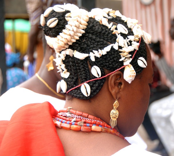 PHOTONEWS: Hairstyles of Worshippers of The Goddess of Osun River