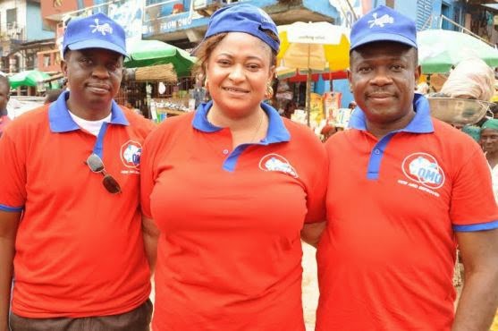 Moji Olaiya, Ronke Oshodi-Oke, Others Hawk ‘Omo’ in Lagos Market