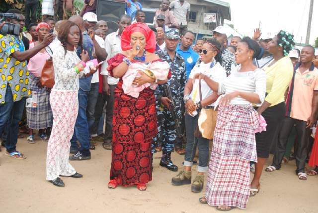 PHOTOS: Pregnant Woman Delivers At Muma Gee Campaign Rally