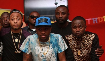 Davido Denies Artiste Under His Label