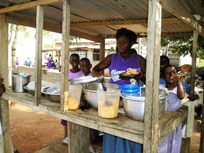 Expert Warns Against Consumption of Food From Roadside Vendors