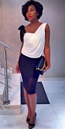 Genevieve Rocks Monochrome Dress To ‘Dry’ Premiere (Photos)