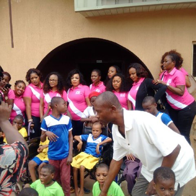 Iyabo Ojo’s Foundation Clocks 4, Donates Gift Items