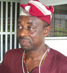 I lost N20m to pirates–Tunde Kelani