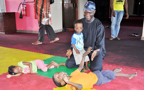 GOVERNOR FASHOLA MARKS 48TH BIRTHDAY IN STYLE.(PHOTOS)