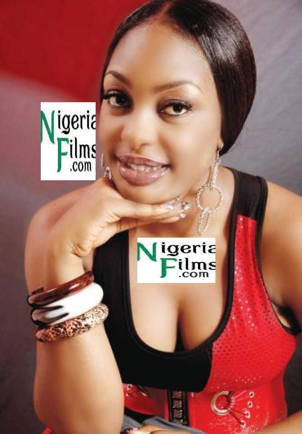 Hot Pants Actress, Nuella Njubigbo Dumps Tchidi And Emenike For Gov. Rotimi Amaechi