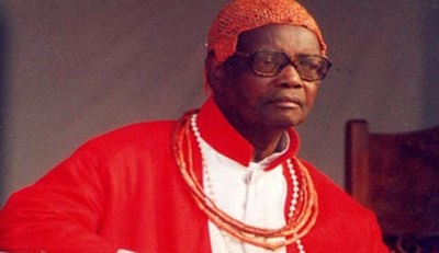 Is Oba of Benin in Conversation with His Ancestors?