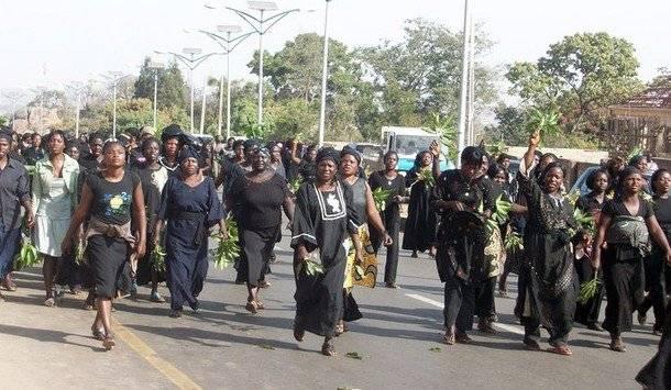 Thousands Of Women March Through Streets in Jos To Protest Killings