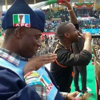 Governors Fashola and Rotimi Amaechi Dance The Shoki-Style (Pictures)