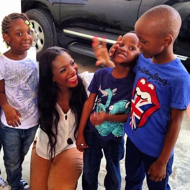 Annie Idibia Playing With Sunmbo Ajaba’s Sons