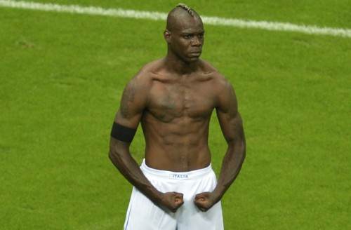 MARIO BALOTELLI SINKS GERMANY