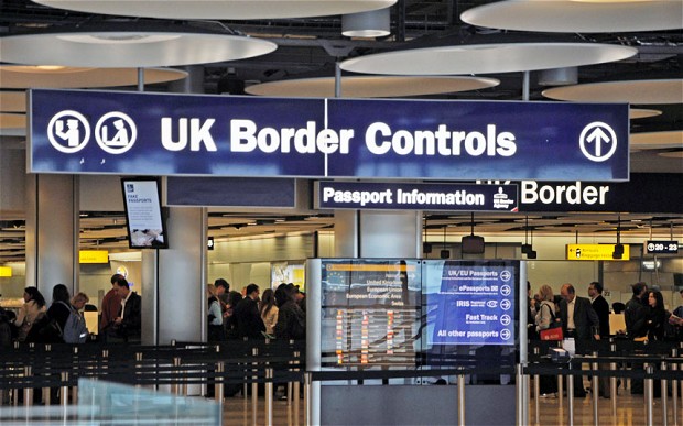 UK IMMGRATION INTERVIEWS A NIGERIAN IMMIGRANT @ HEATHROW AIRPORT. AN INTERESTING VIDEO TO WATCH! HAPPY VIEWING.