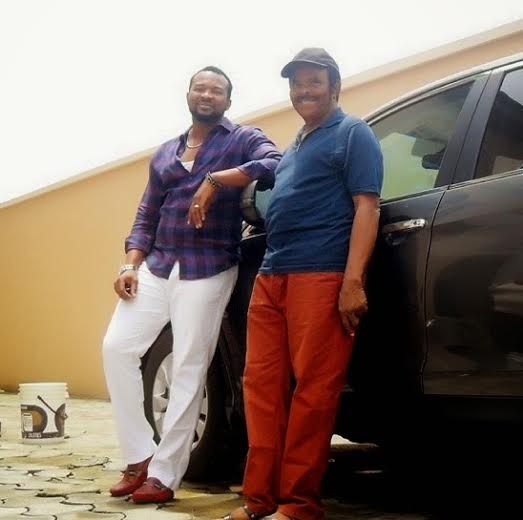 Nollywood Actor, Chigozie Atuanya Stuns In Family Photo