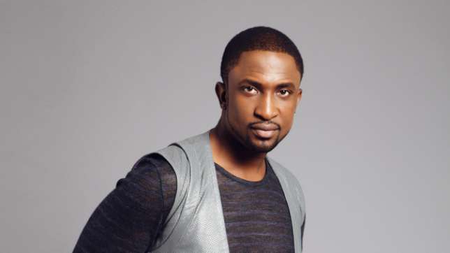 Darey Art Alade Visits Lagos Island Maternity Hospital