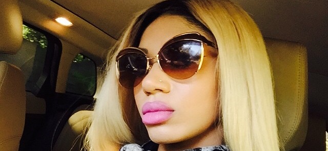 Awkward! Dencia splash breast milk on her face