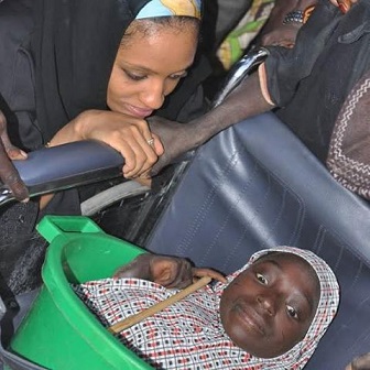 Di’ja Moved to Tears As She Visits Physically Challenged Girl (Photos)