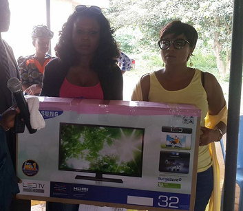 Doris Simeon, Others Donate Plasma TV to Children with Disabilities