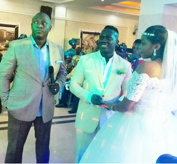 Duncan Mighty Weds Longtime Girlfriend (Photos)