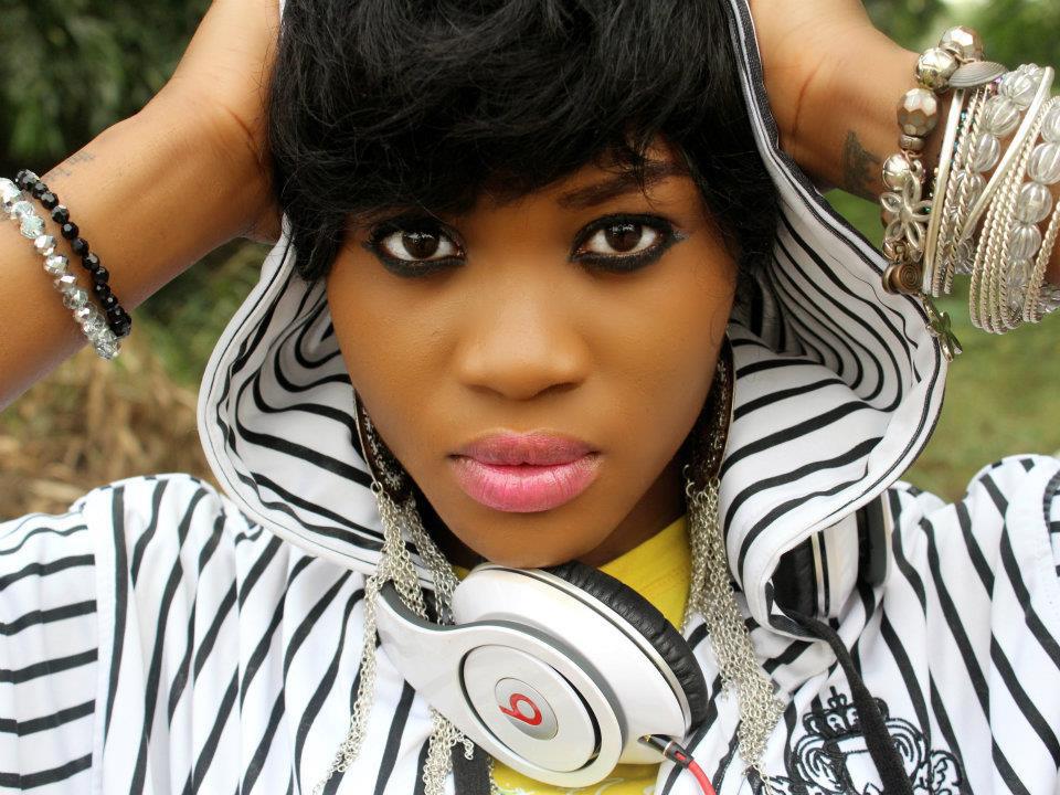 Did Eazzy lie about her relationship status?