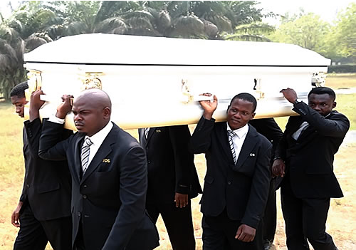 Pictures – Nollywood Actor Enebeli Elebuwa’s Burial