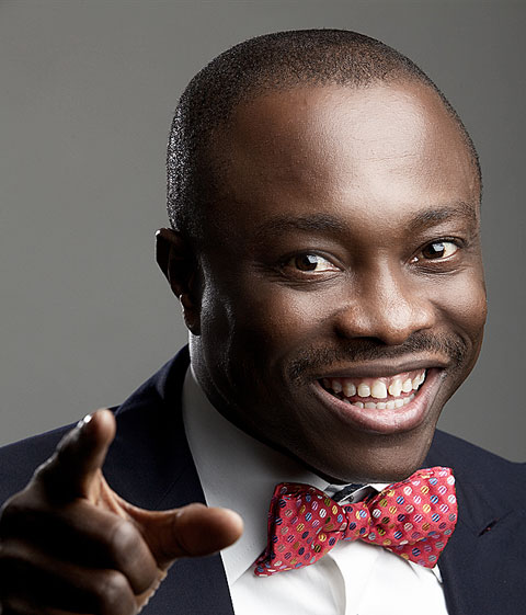 TOP COMEDIAN JULIUS AGWU WINS AFRICAN ACHIEVERS AWARDS