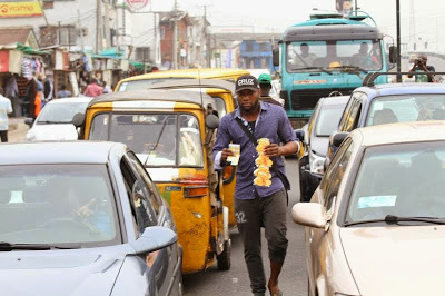 Hard time!! See What Happened to Singer, Kcee in Lagos Traffic (Photos)