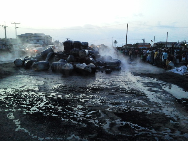 Breaking News! Explosion in Lekki-Epe express, Lagos