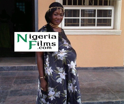 PREGNANT MERCY JOHNSON FLAUNTS BABY BUMP