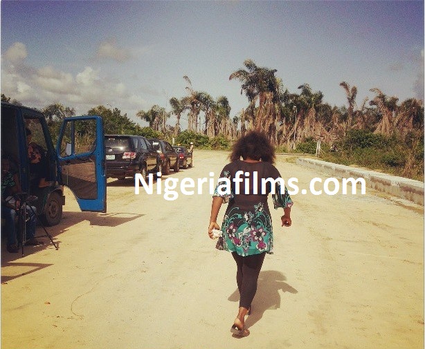 GUESS ME FROM BEHIND- WHO IS THE NIGERIAN CELEBRITY ACTRESS IN THE PICTURE ?