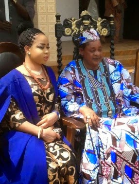 Alaafin Of Oyo Celebrates Youngest Wife Matriculation