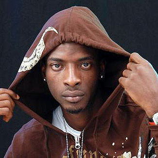 MUSICIAN, 9ICE PACKS OUT OF LAGOS HOME