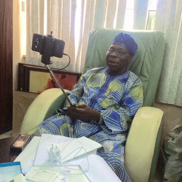 Obasanjo Joins the Selfie Stick Users