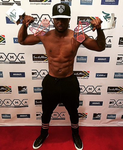 Peter Okoye Strips To Celebrate MAMA Awards