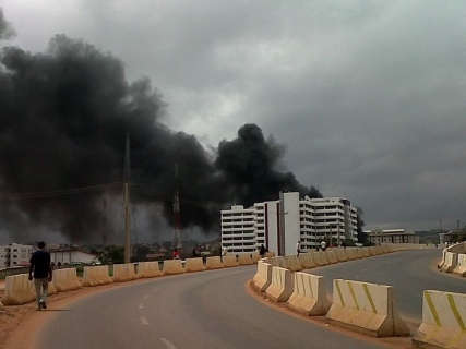 BREAKING NEWS: Bomb Explosion Rocks Nigeria Police Hq In Abuja