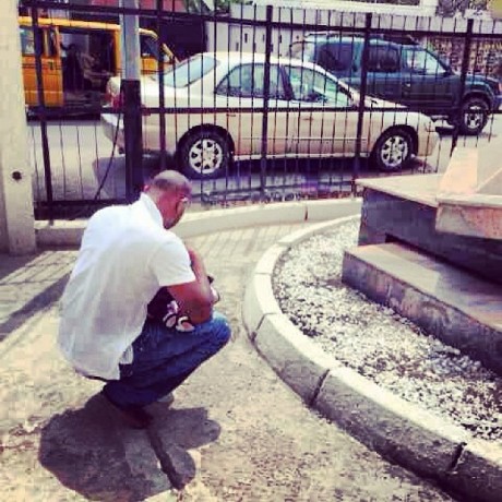 Seun Kuti Takes Daughter To Fela’s Graveside