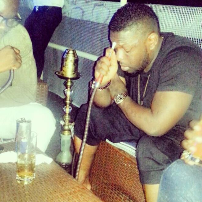 See Nigerian Entertainers That Can’t Do Without Smoking