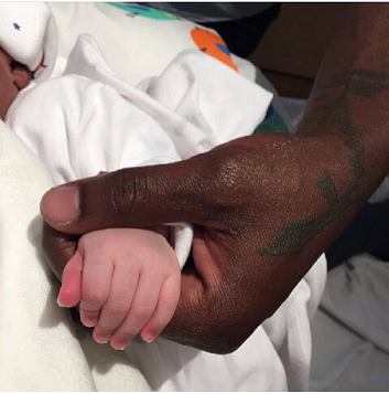 Breaking News: Tiwa Savage Delivers Baby Boy (Photo)