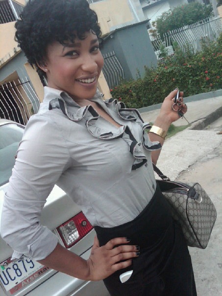 E-X-C-L-U-S-I-V-E: LOVER BUYS ACTRESS TONTO DIKEH NEW CAR AS BIRTHDAY GIFT