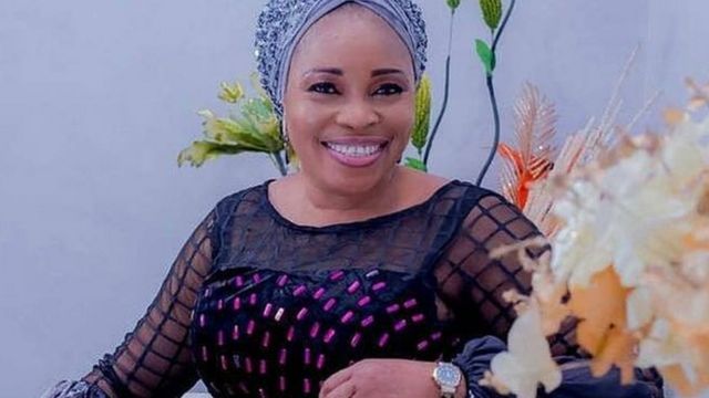 Tope Alabi In ‘Roforofo’ Fight With Spiritual Father, Prophet Ajanaku  **Replaced With New Artiste