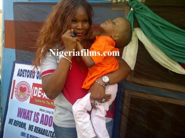 De Adoca centre for physically challenged children celebrates Xmas with the children(photos)