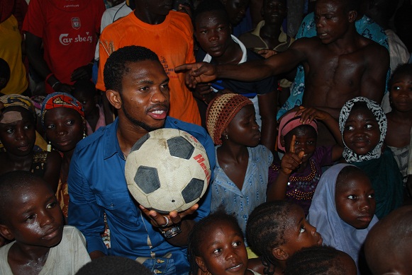 Yobo, Family Lavish Motherless Homes In Lagos With Gifts