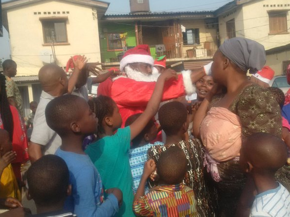 Desmond Elliot Shares Gift for Christmas (Photos)